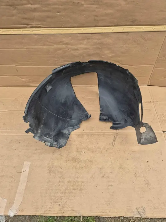 VW T6 Front Wheel Arch 7E0809958E image 6