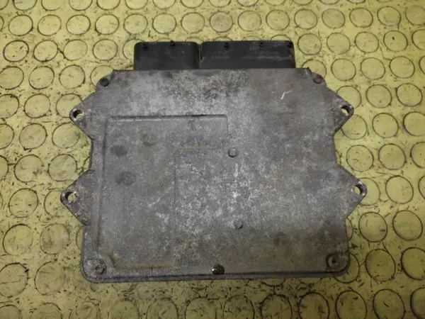 FIAT DOBLO I 1.3 D Contrôleur Moteur 51805371 image 2