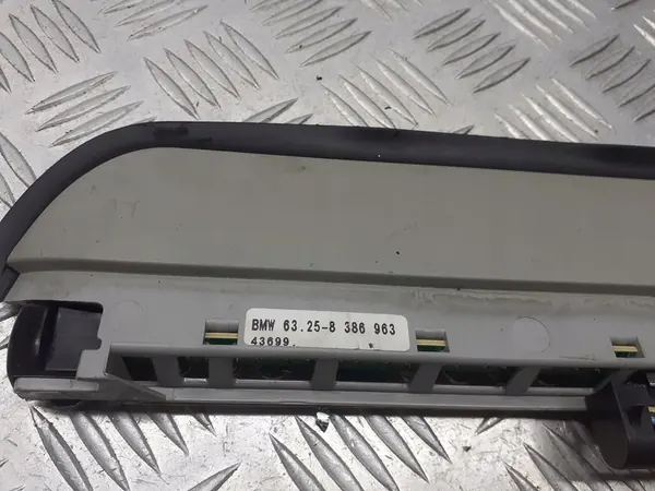 Luz de Freio BMW E46 1.9 Sedan Lift 63.25-8386963 image 2