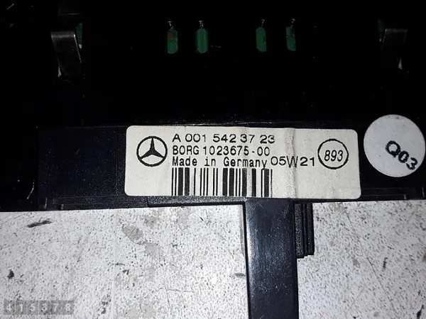 Mercedes A-klass displayskärm OEM A0015423723 image 3