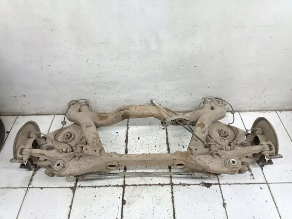 Audi A4 S4 B6 Taka jouset OEM ARA253723 image 2
