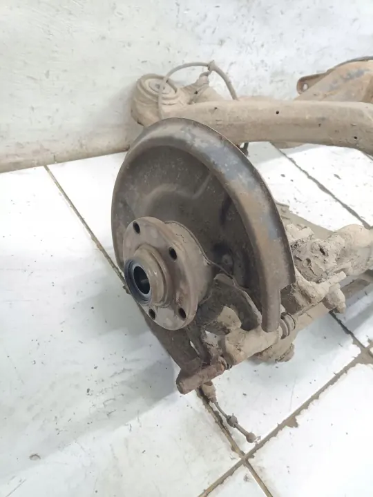 Audi A4 S4 B6 Taka jouset OEM ARA253723 image 3