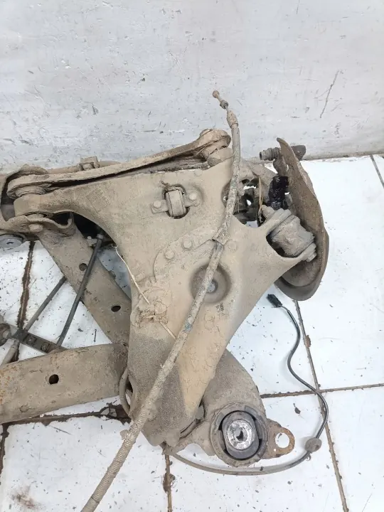 Audi A4 S4 B6 Taka jouset OEM ARA253723 image 8