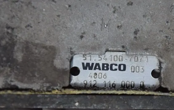 Wabco ilmakompressori OEM 51.54100-7071 MAN TGL/TGM:lle image 3