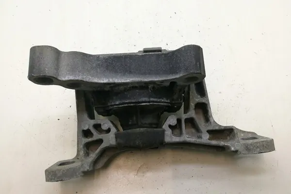 Engine Mount Right FORD KUGA II 2.0L Diesel image 5