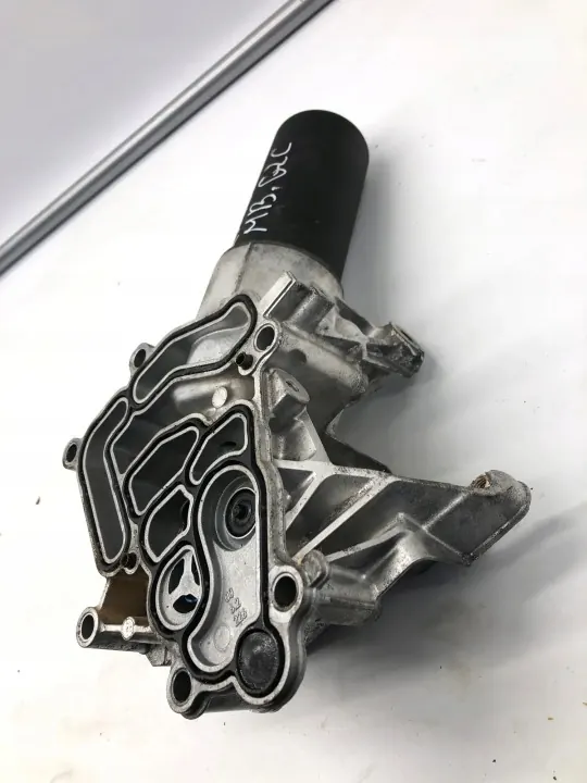 Oljefilterfäste OEM A2541802400 för VW Polo Classic image 3