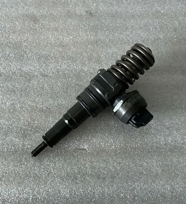 Injecteur OEM 038130073BQ pour 1.9/2.0 TDI image 2