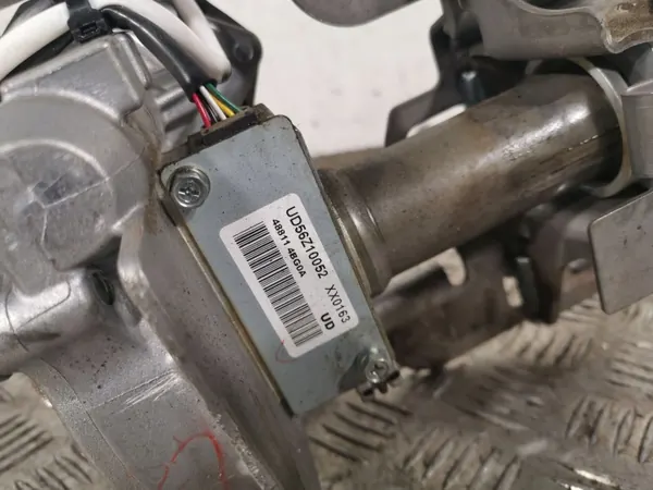 Nissan stuurbekrachtigingspomp OEM FBZ13788 - Gebruikt image 3