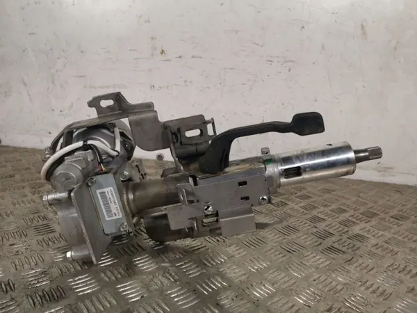 Nissan stuurbekrachtigingspomp OEM FBZ13788 - Gebruikt image 4