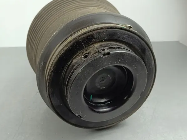 Airbag arrière Jeep Grand Cherokee 2018 Droit P68258354AB image 3