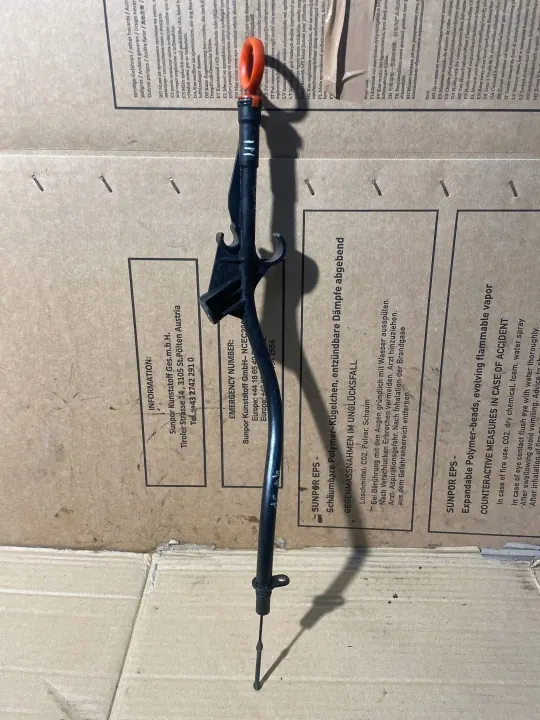 Skoda Ölmessstab OEM 03P03634 für Fabia Mk2 image 4