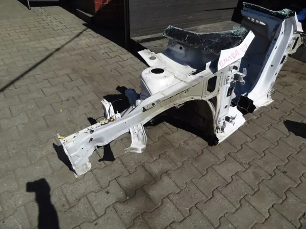 Vorderer linker Kotflügel OEM 64601AB000 für Hyundai image 2