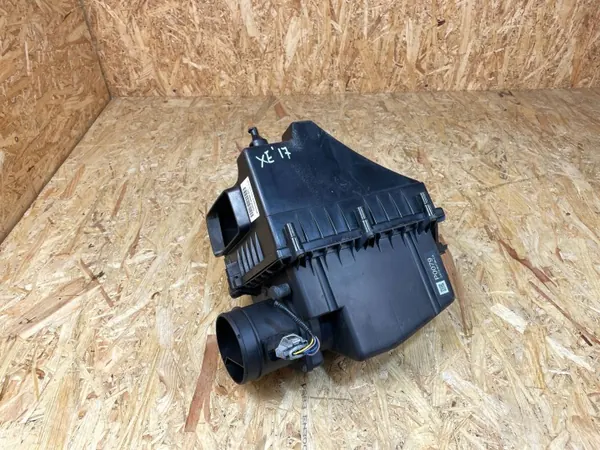 Luftfilterhus OEM GX63-9600-BC för Jaguar XE image 5