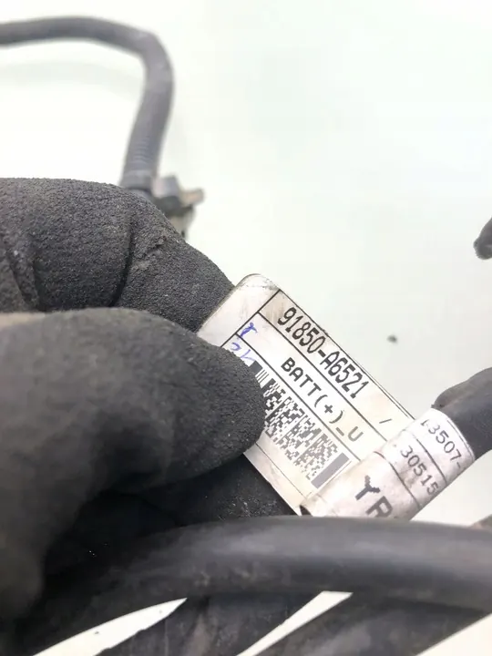 Instalação de Terminal de Bateria Hyundai i30 1.6 CRDI image 3