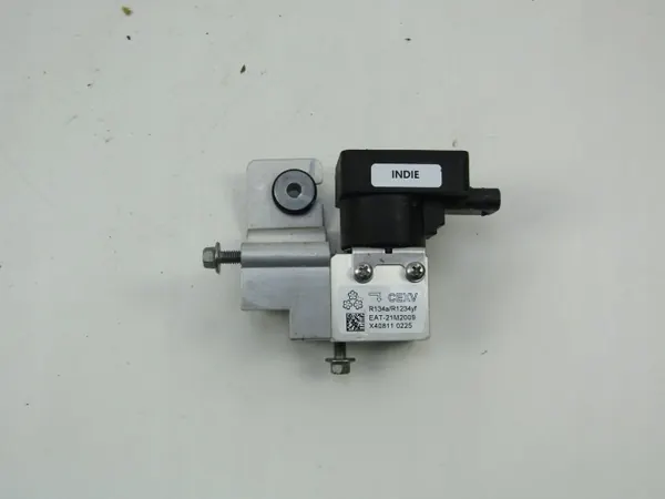 Válvula AC Volvo OEM AK-6-87569 para EX30 image 2