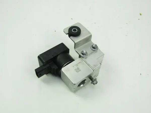 Válvula AC Volvo OEM AK-6-87569 para EX30 image 8
