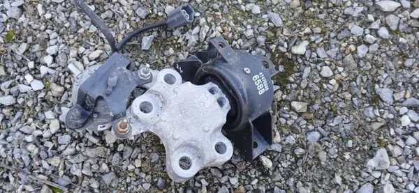 Moottorin kiinnike OEM 42476588 Opel Mokka X 1.4T Automaatti image 2