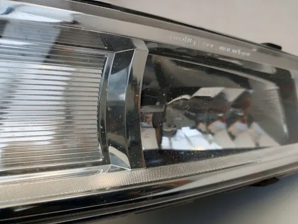 VW PASSAT B8 2014- Farol Halógeno Direito 3G0941662H image 10