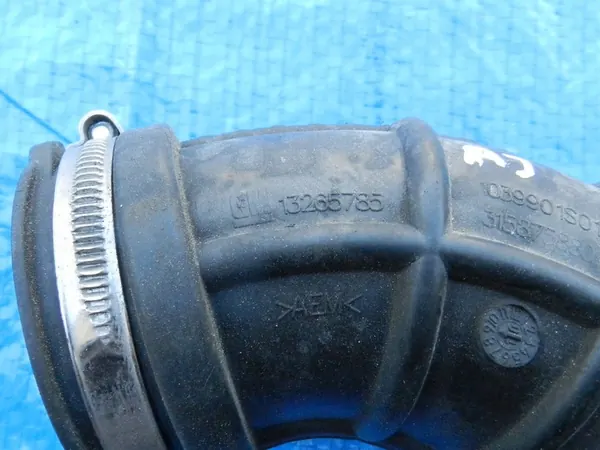 OPEL Astra J Ansaugschlauch 1.4 TURBO 13265785 image 3