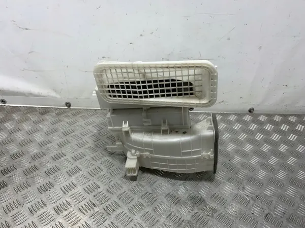 Mitsubishi Outlander IV Verwarming OEM 27036G810A image 2