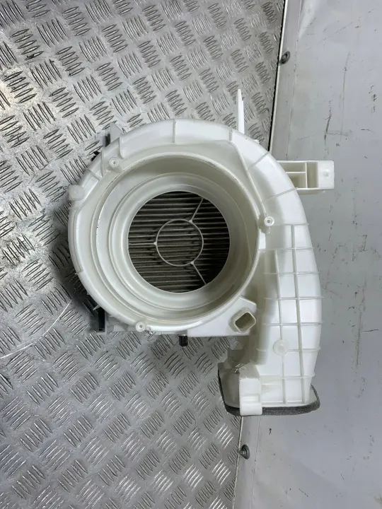 Mitsubishi Outlander IV Verwarming OEM 27036G810A image 5