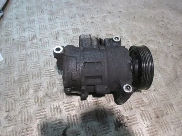 Compressore aria condizionata Audi A4 B6 2.0 20V 00- image 3