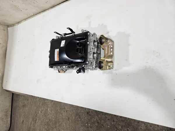 OEM G9200-52350 Convertidor Inversor para Toyota Yaris image 4