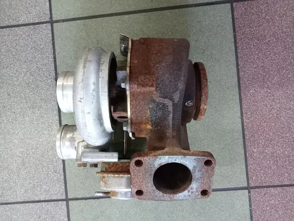 Turbo Volkswagen Crafter 2.5 136 163 KM 076145701L image 4