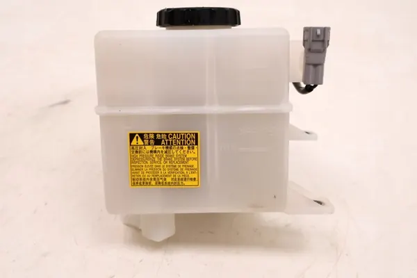 Bremsflüssigkeitsbehälter OEM ACMACMACM für Toyota RAV4 image 4