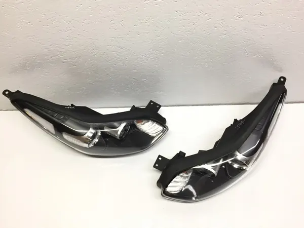 KIA SPORTAGE IV QL 2016-2018 Faro Derecho LED image 3