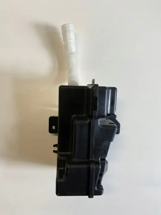 Volkswagen Pyyhkijän Säiliö 5N0955453 5N0955453A image 4