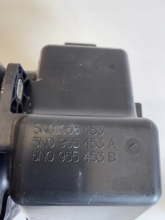 Volkswagen Pyyhkijän Säiliö 5N0955453 5N0955453A image 5