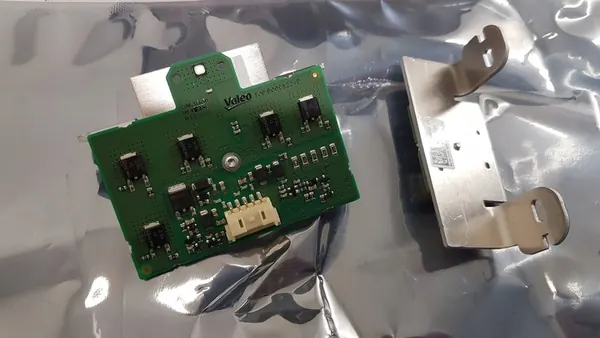 BMW X1 F48 LED Modul Konverter Links 7428789 image 2