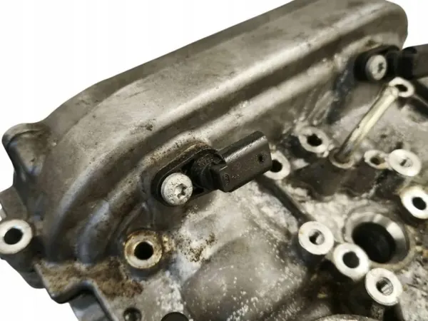 Culata de motor Mercedes-Benz C W205 OEM image 4