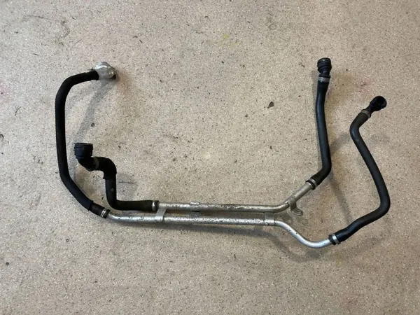 Durite de refroidissement huile BMW M2 F87 OEM 2409077 image 2