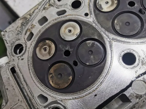 Cilinderkop BMW OEM 7781102 voor 5 Serie F10/F11 image 8