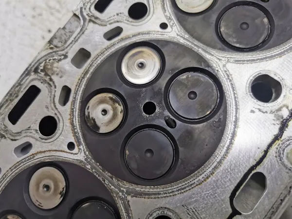 Cilinderkop BMW OEM 7781102 voor 5 Serie F10/F11 image 9