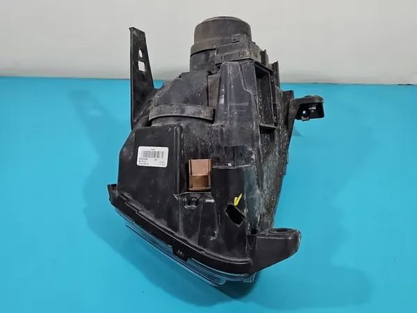 Farol direito Jeep Compass I 06-16 image 10