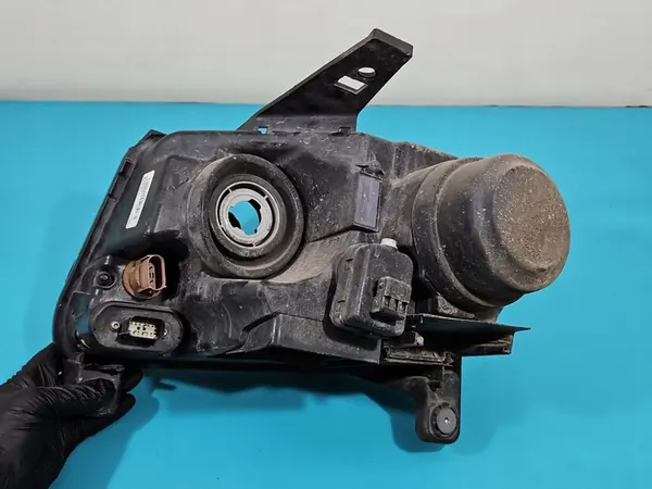 Farol direito Jeep Compass I 06-16 image 5