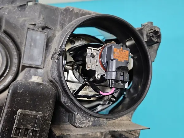 Farol direito Jeep Compass I 06-16 image 7