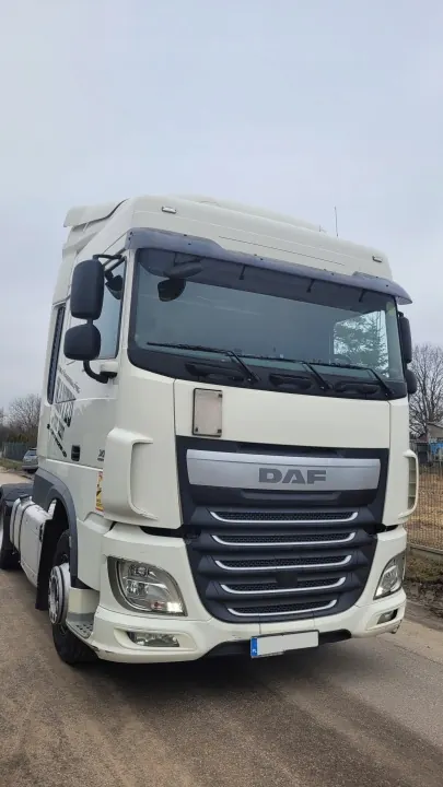 Cabina completa DAF XF 106 Space Cab - Usada image 2