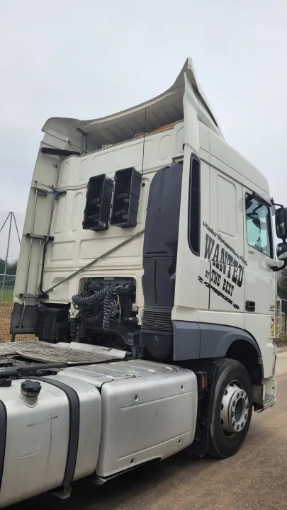Cabina completa DAF XF 106 Space Cab - Usada image 5