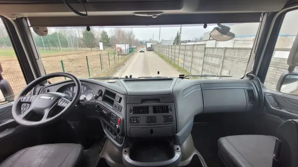 Cabina completa DAF XF 106 Space Cab - Usada image 6