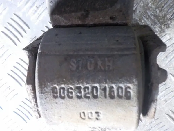 Mercedes Sprinter Achterveren OEM 9063201606 image 4