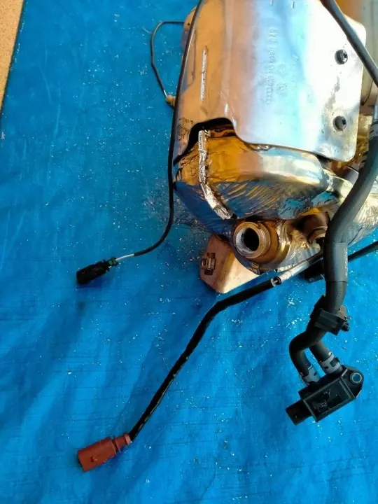 Filtro DPF Audi Q7 OEM 4M0131765J - Usado image 4