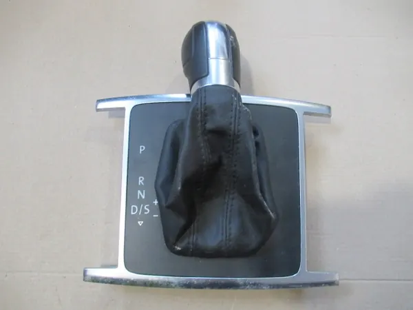 Pommeau de levier OEM 2H1713203A pour VW Amarok image 2