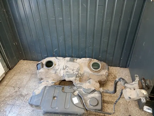 Tanque combustível OEM 4f0201021df para Audi A6 C6 3.0 TDI image 2