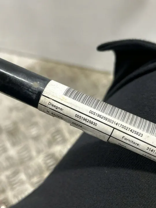 Dodge Hornet Hinterachsfederstab OEM 00519625930 image 7