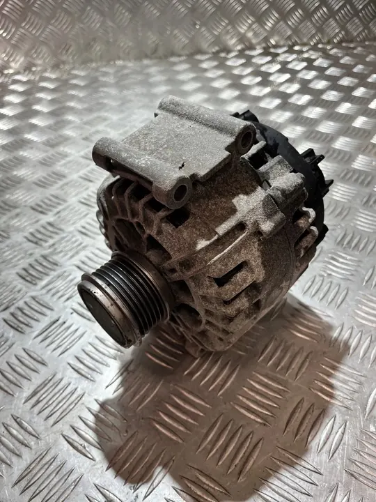 Volkswagen Tiguan Allspace Alternator 06K903026C image 2