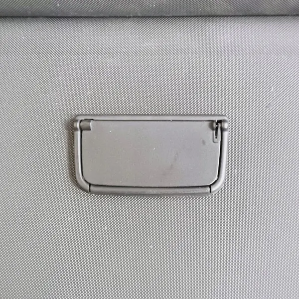 Audi A4 B6 Farmari Tavaratilan sälekaihdin OEM DRC99115 image 10